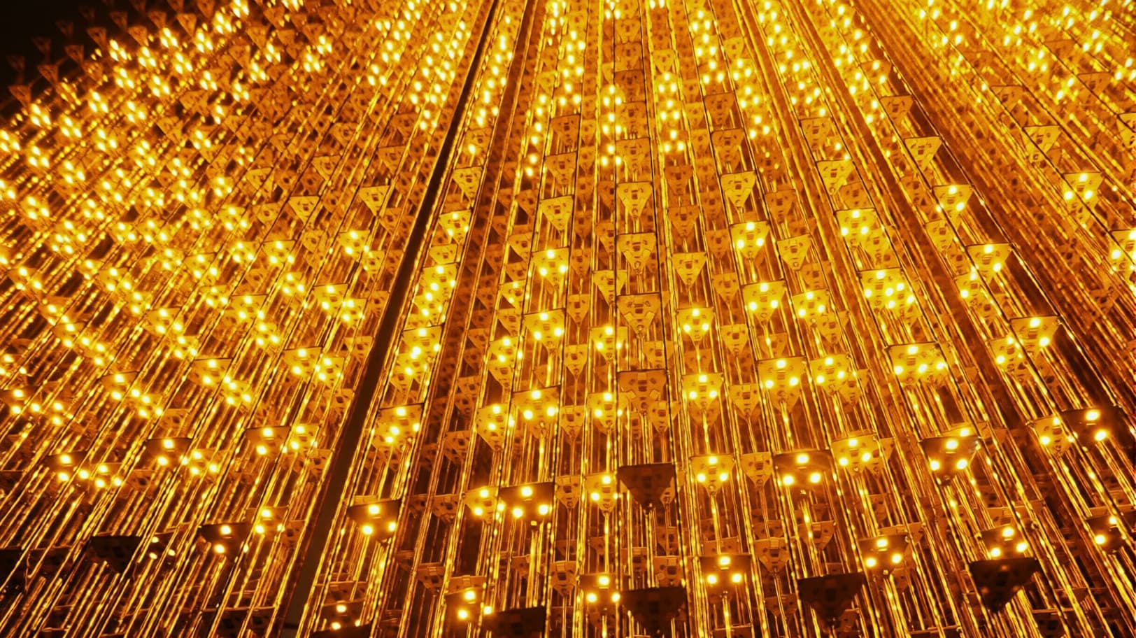 Continental HQ Hannover STREAM LED Sculpture