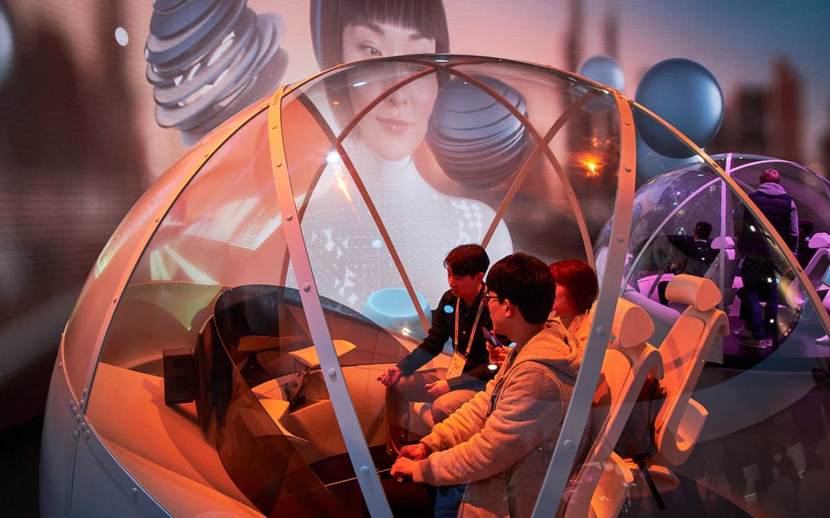 Visitors taking rowing experience