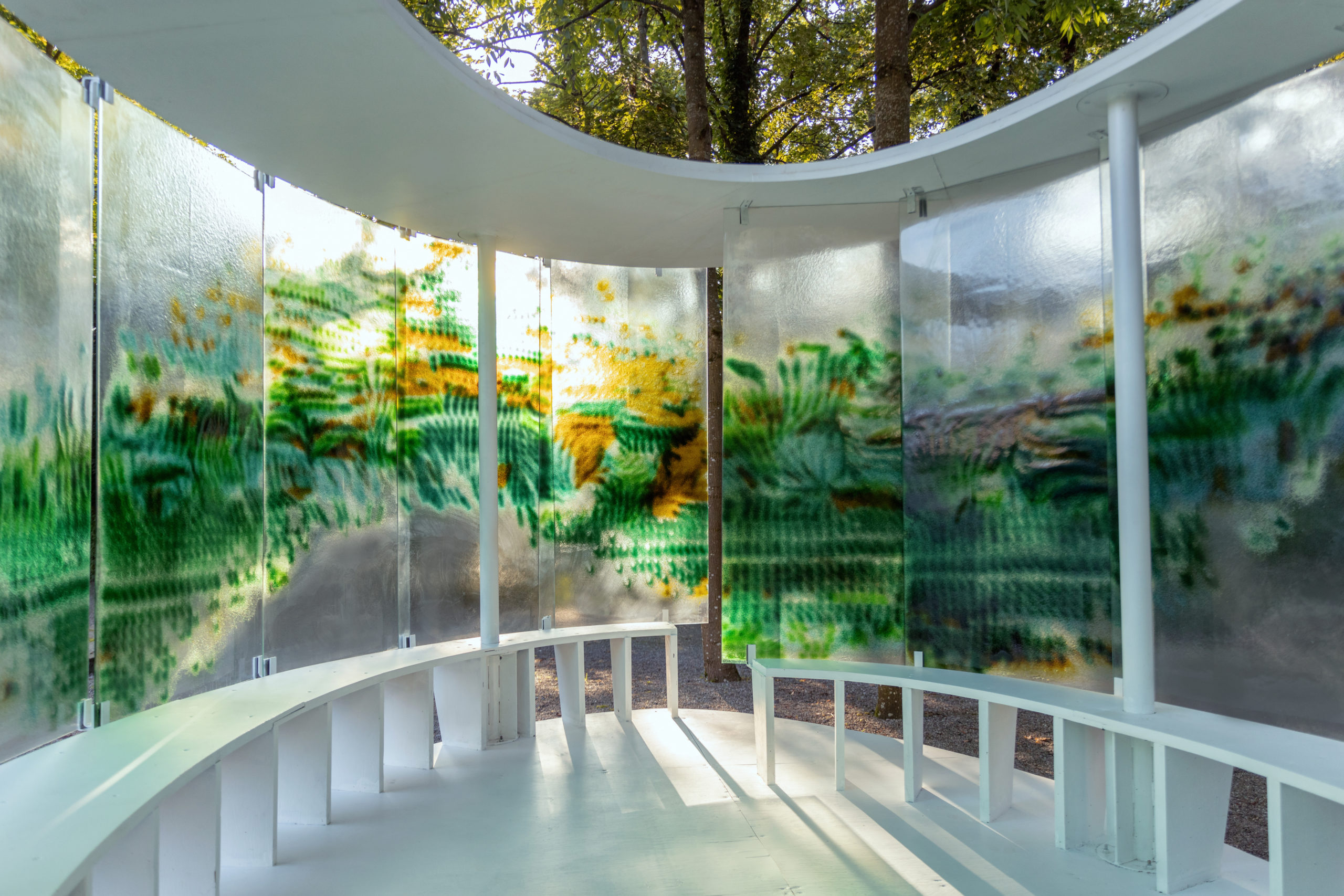 Beyond Transparency: 1:1 Scale Robotic Glass Pavilion in Zurich